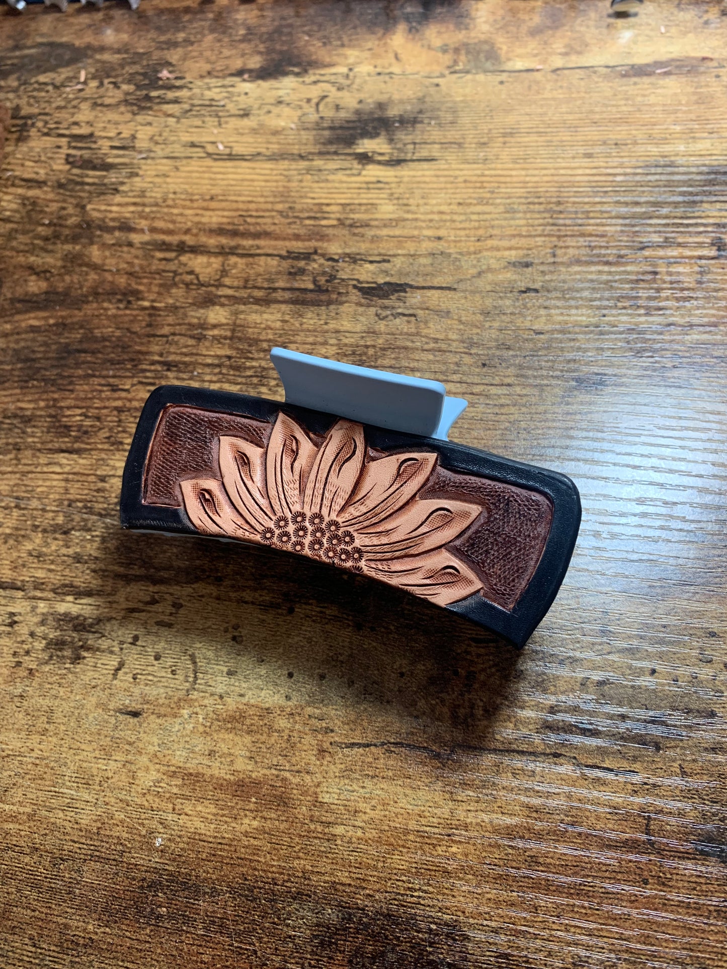 Single Sunflower Claw Clip #2 - 4 inch