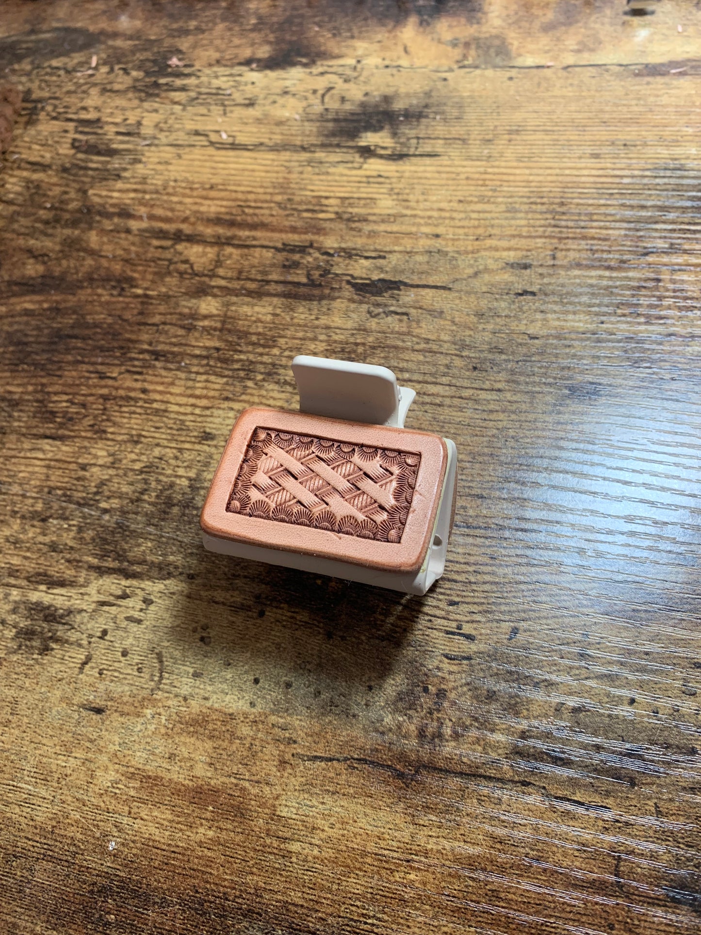 Basketweave Claw Clip - 2 Inch