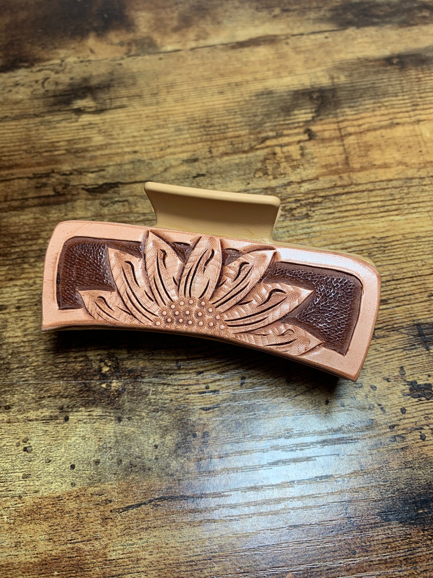 Single Sunflower Claw Clip - 4 inch
